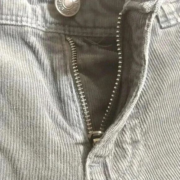 Tommy Hilfiger size 2 corduroy pants skinny - Picture 4 of 6